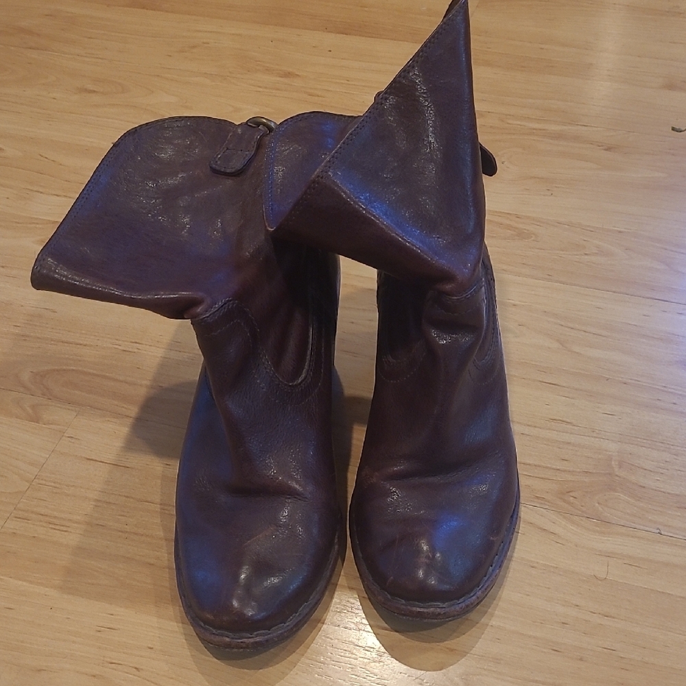 Frye Brown Ankle Boots with Leather Finish